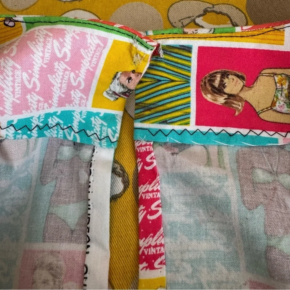 Home sewn Simplicity Vintage summer ladies print scrub top